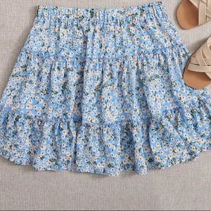 👗Blue Ditsy Floral Layered Skirt👗